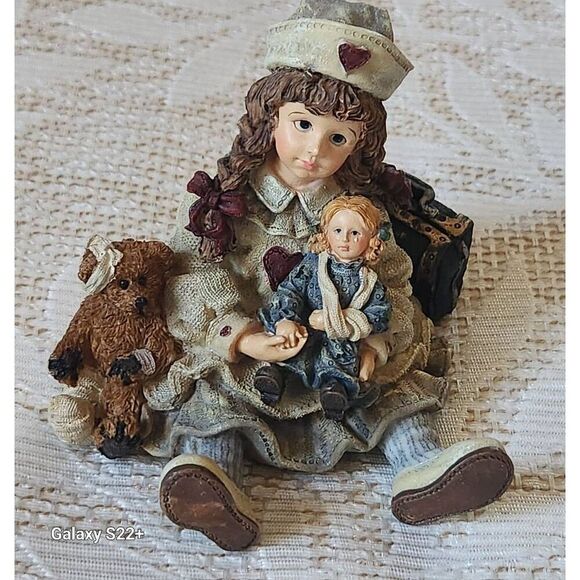 Boyds Bears and Friends nurse figurine. Vintage - Picture 1 of 6